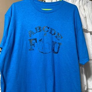 Xl tshirt